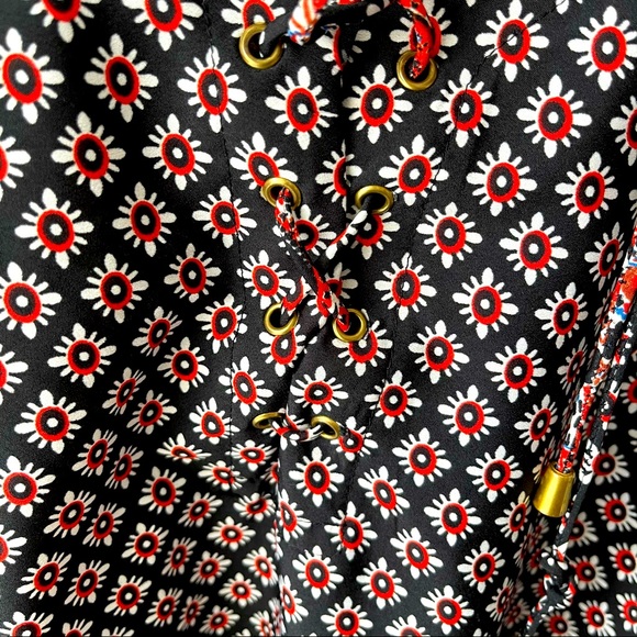 Beautiful Long Sleeve Blouse - Picture 4 of 8